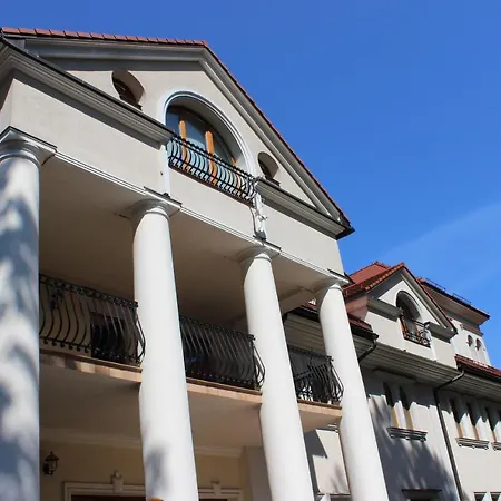 Radowid 15 W Centrum Z Basenem 아파트