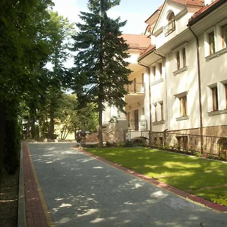 Radowid 15 W Centrum Z Basenem Apartament