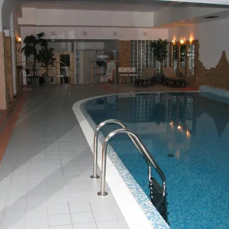 Apartament Radowid 15 W Centrum Z Basenem