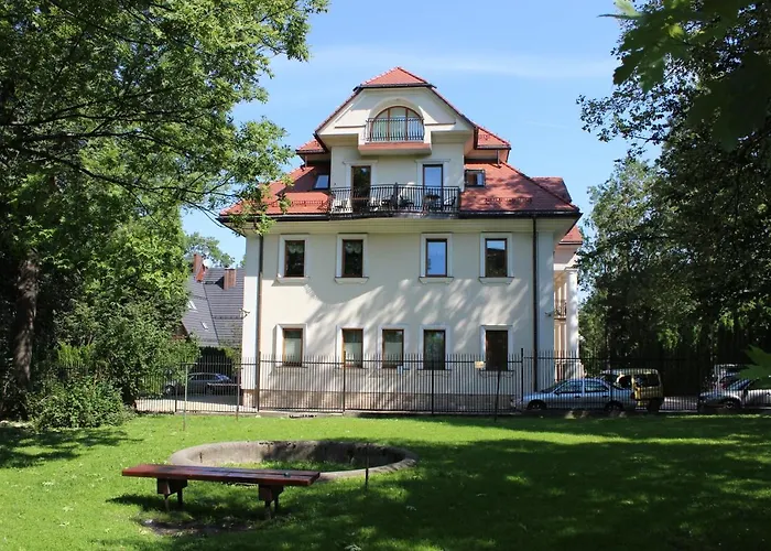 Radowid 15 W Centrum Z Basenem Appartement